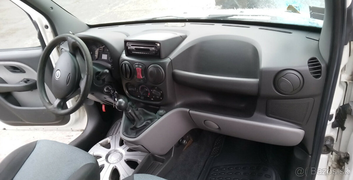 Fiat Doblo Cargo 1,9JTD - 13
