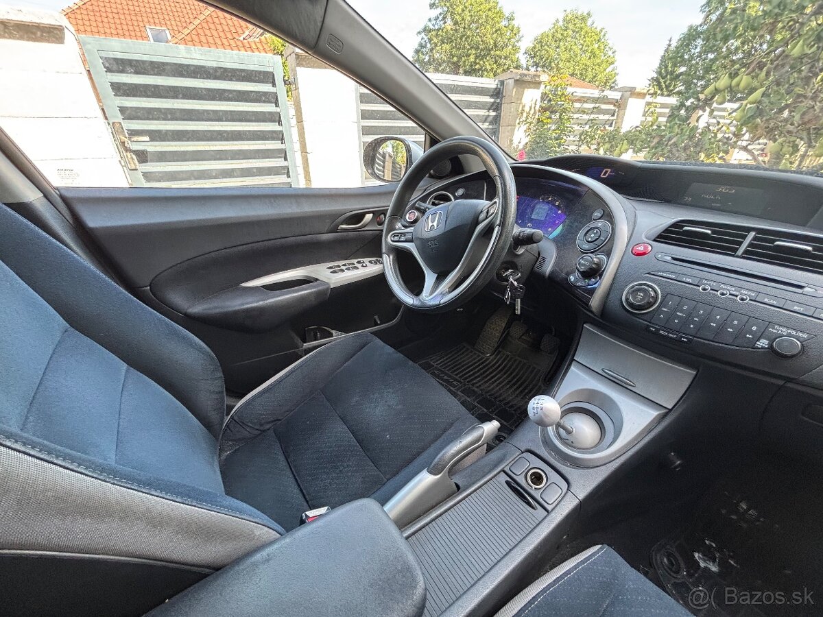 Honda civic 1.4 benzin - 13