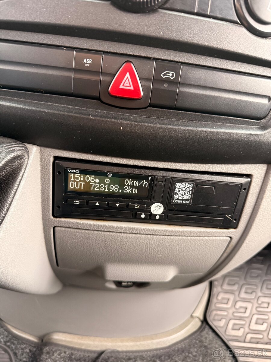 Mercedes Sprinter mini ťahač - 13