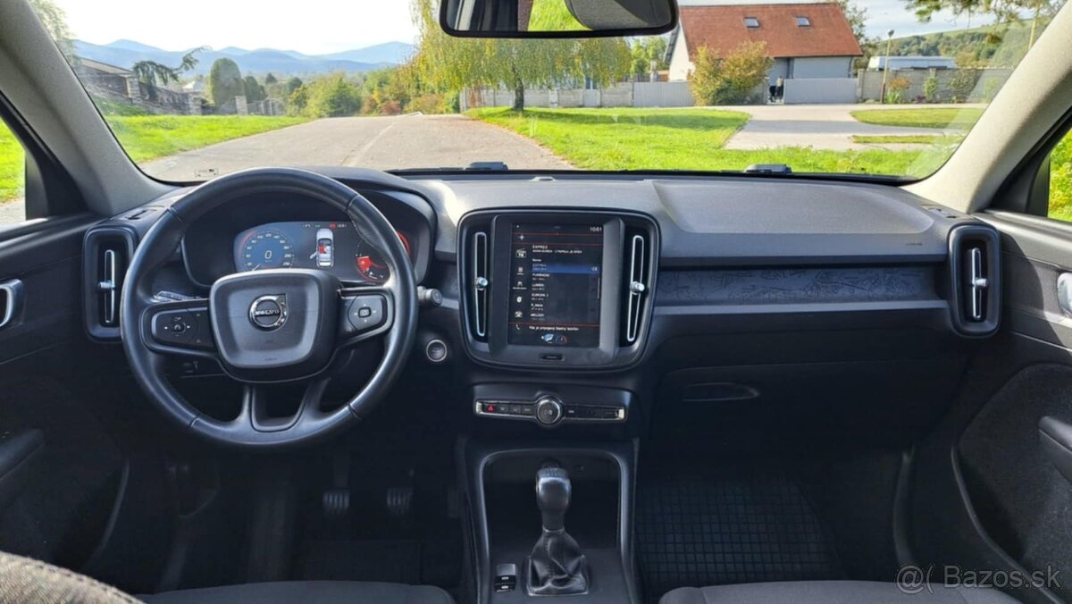 Volvo XC40 - 13