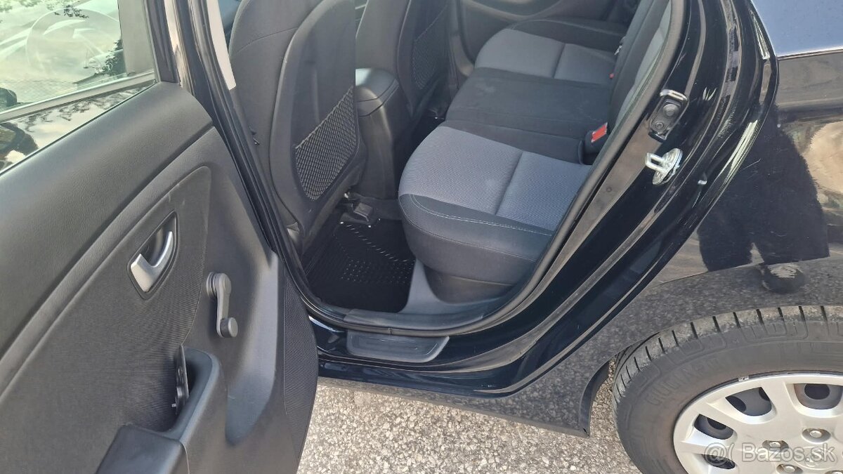 HYUNDAI I30 COMBI 1.6 CRDI - 13