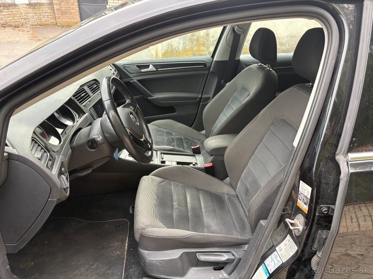 Volkswagen Golf kombi 2.0TDI Bluemotion 2017 ojeté - 13