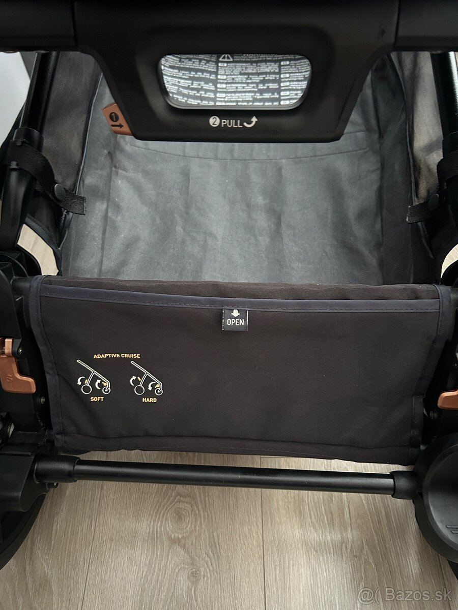 Inglesina Aptica XT - 13
