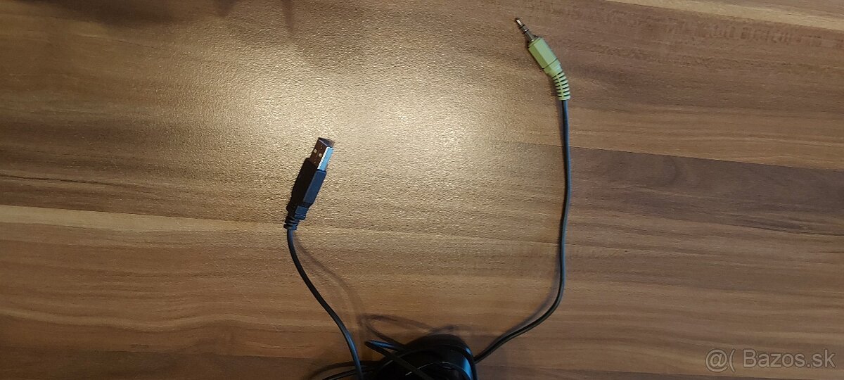 Televízor Technika + reproduktory Dell - 13