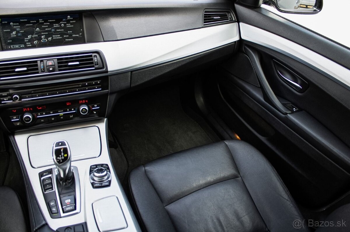 BMW Rad 5 525 xDRIVE AT/8 160kW - 13
