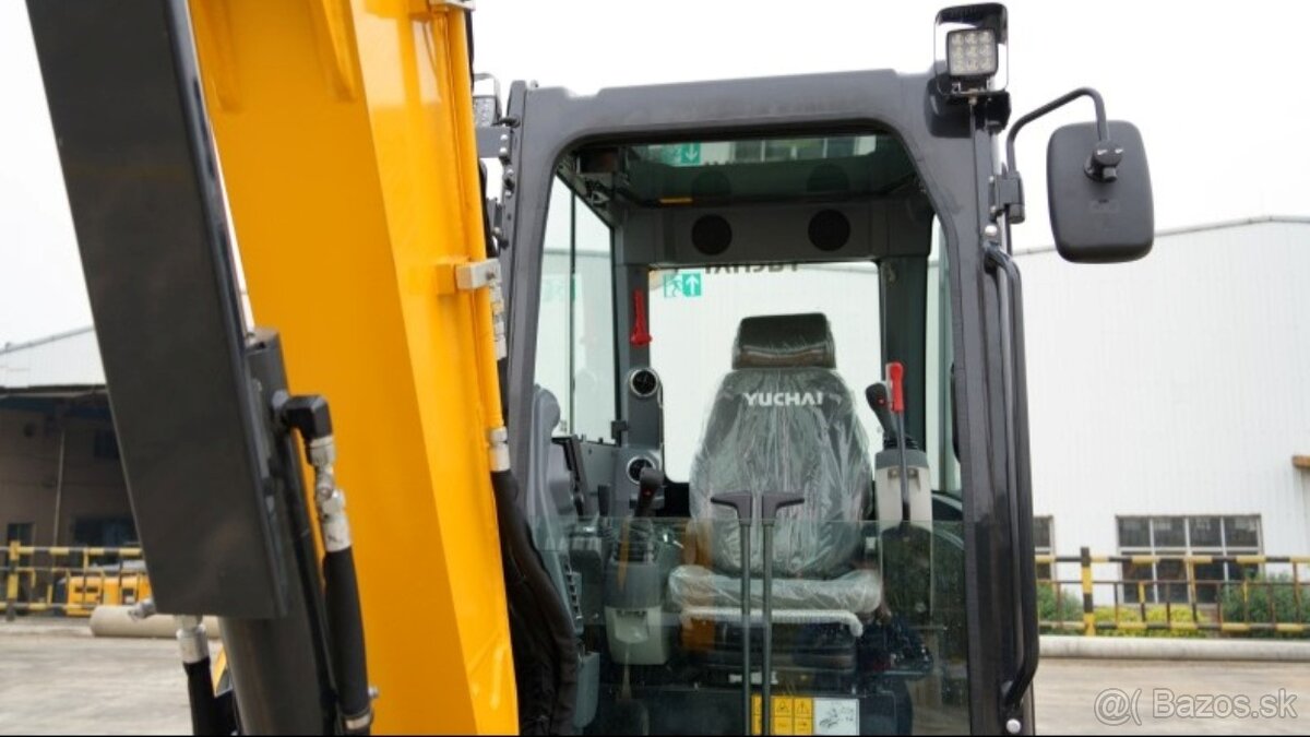 Minibager YUCHAI U60 Premium 5600 kg - 13