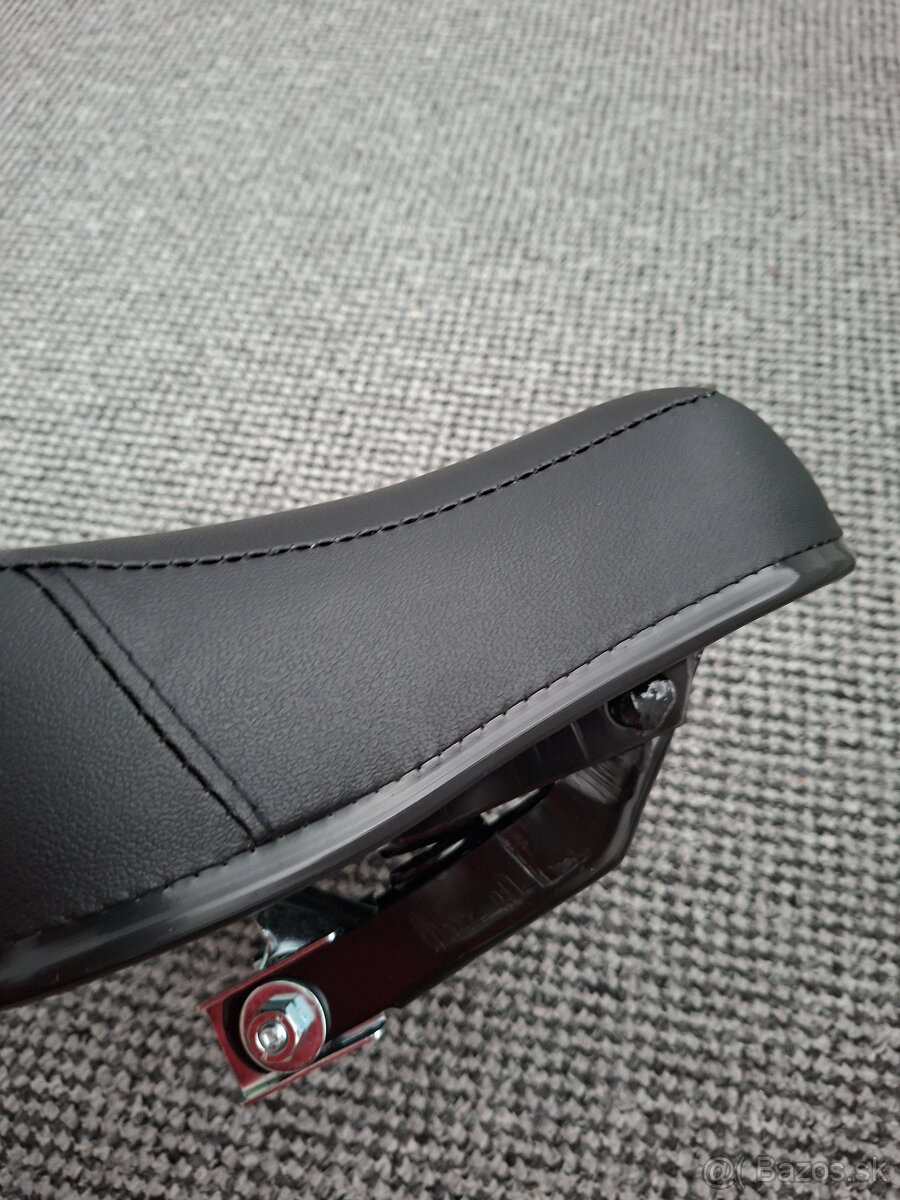 Sedlo na Babetta a další typy mopedů. (nové) - 13