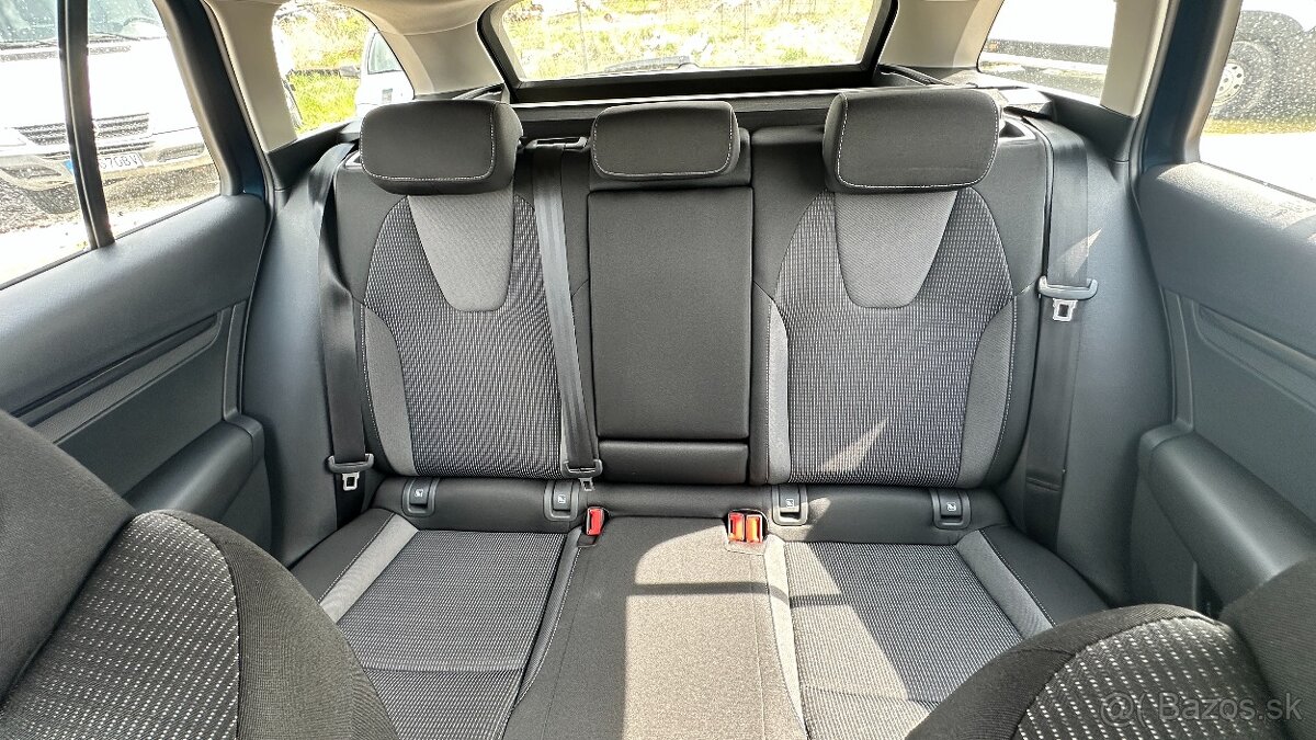 Octavia Combi 2.0 TDI SCR Ambition DSG - 13