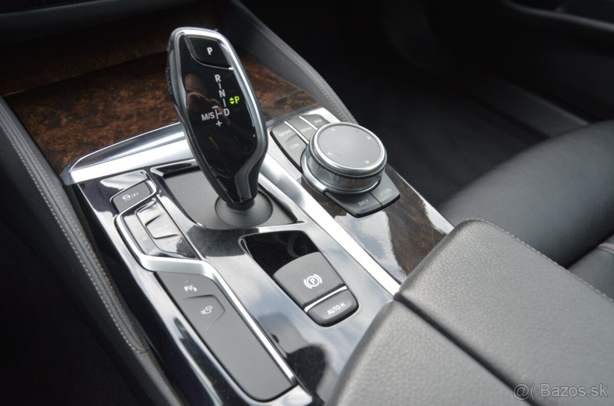 BMW rad 5 Touring 3.0 D 540x drive - 13