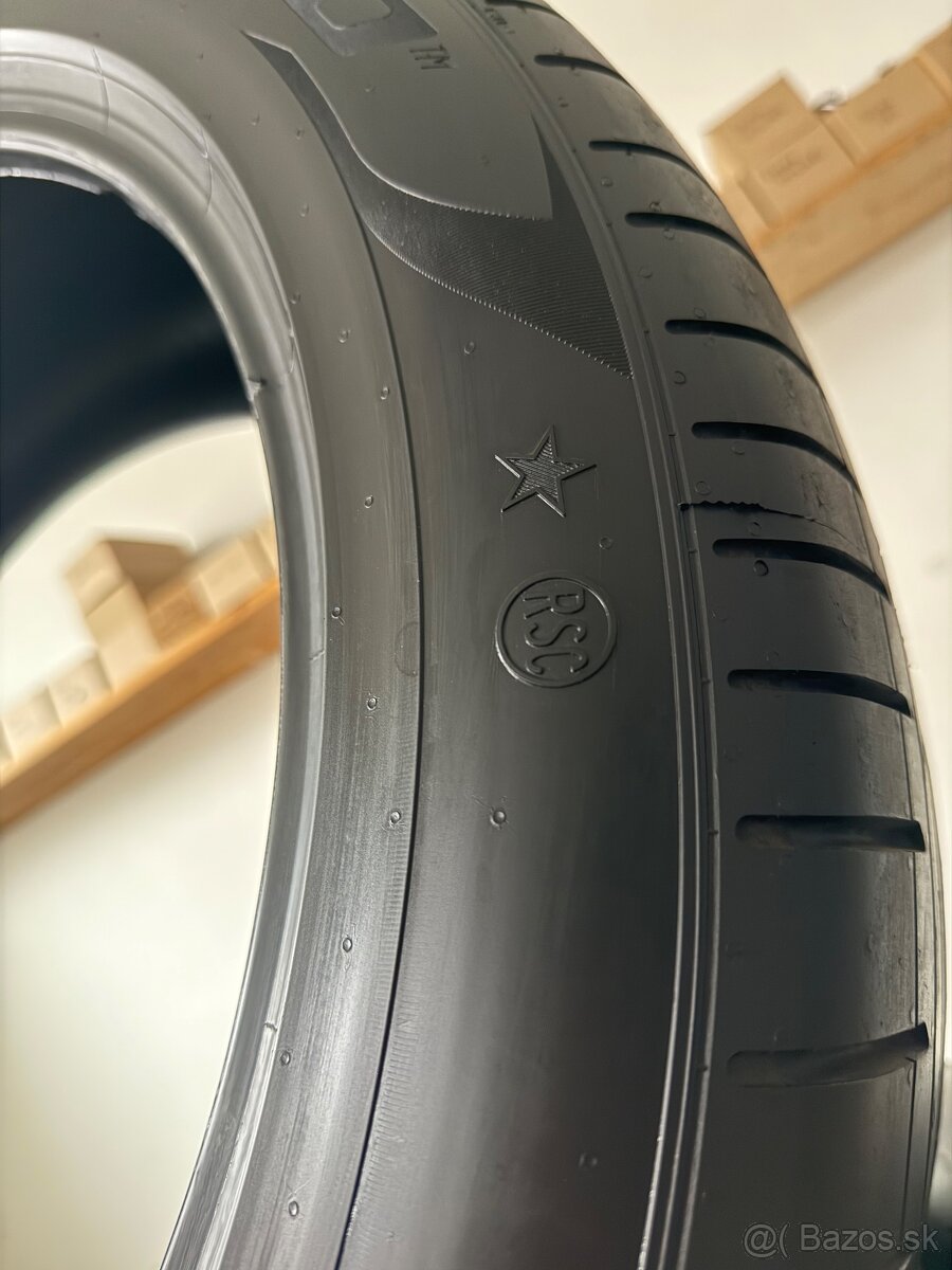 Letné pneumatiky 285/45/21 Pirelli PZero PZ 4 Runflat - 13
