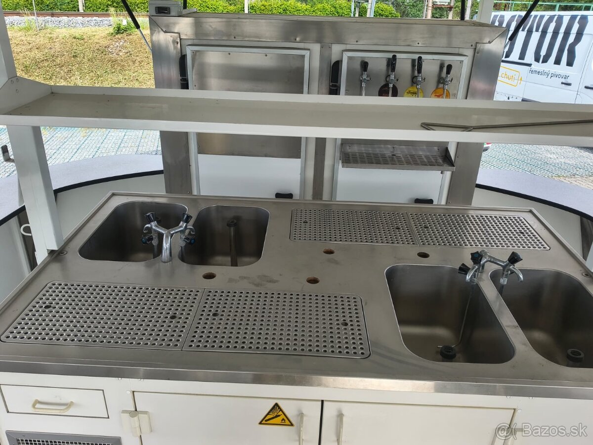 MOBILNÍ BAR / VÝČEPNÍ PŘÍVĚS - 13