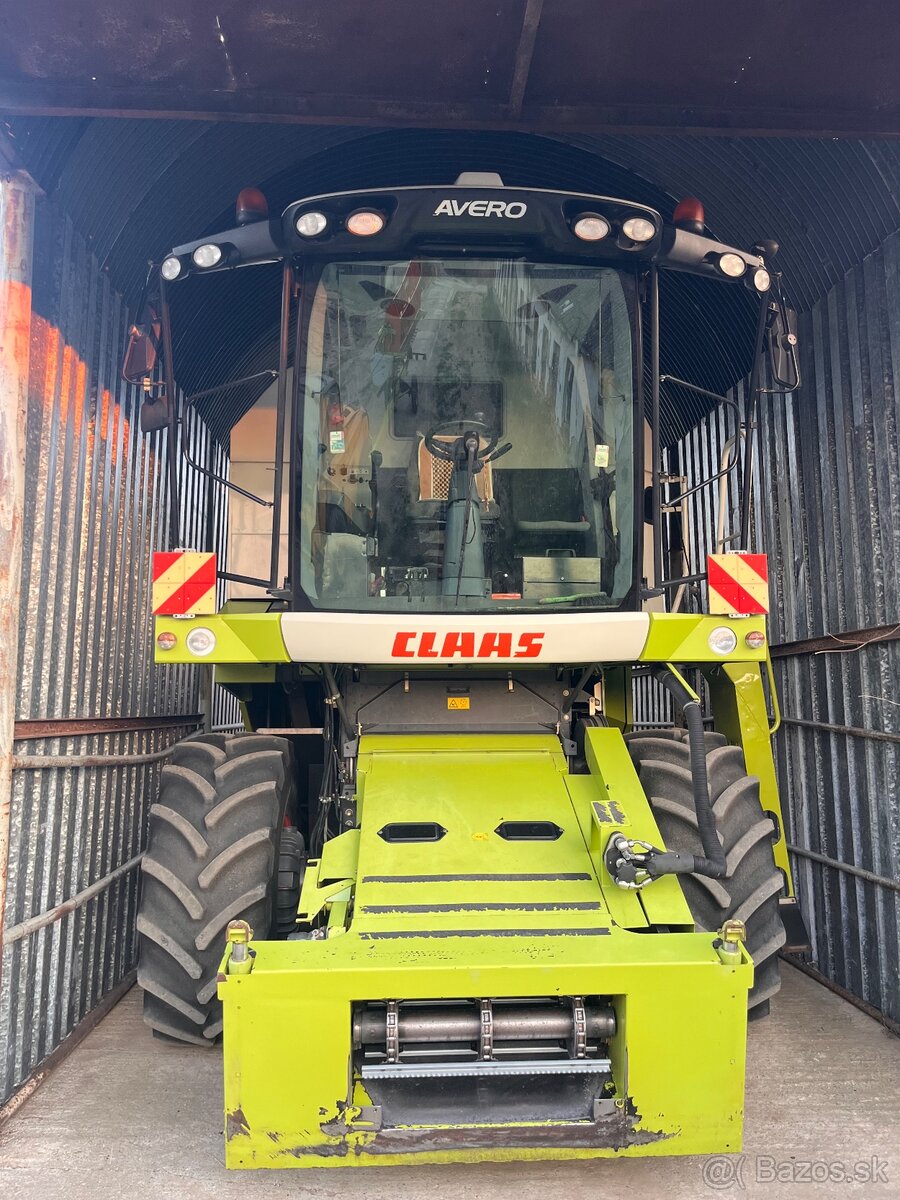 Claas Avero 240 + V540 - 13