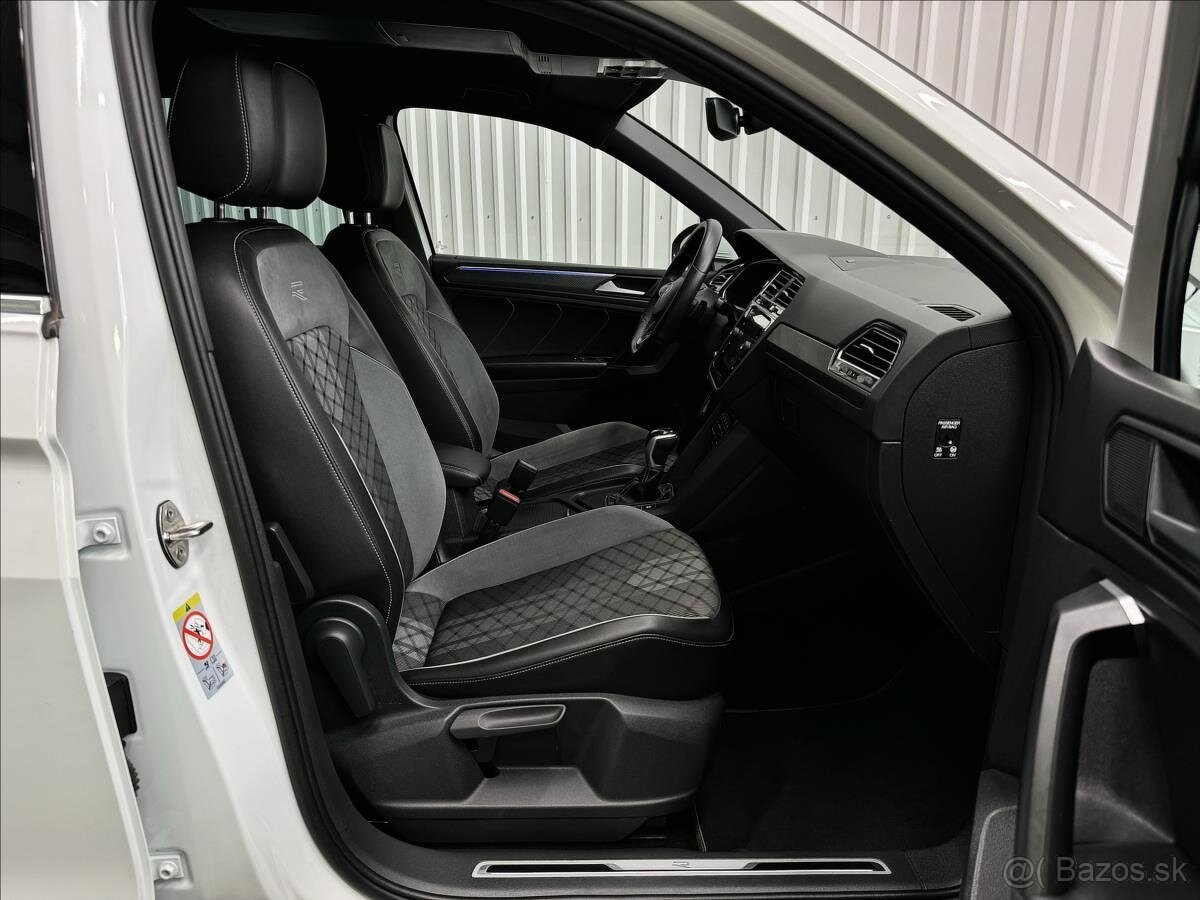 VW TIGUAN R-Line 1,5TSI DSG - 13