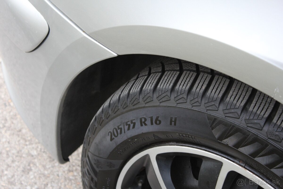 Peugeot 307 sw combi 2,0 HDI - 13