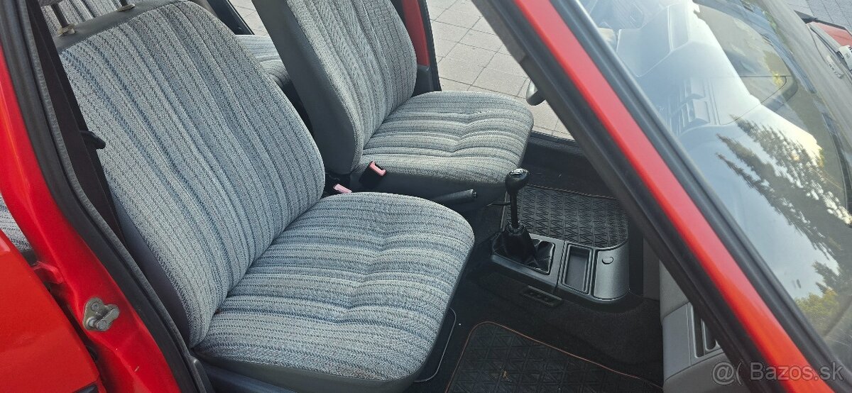 Predam PEUGEOT 205 1.9 D - 13