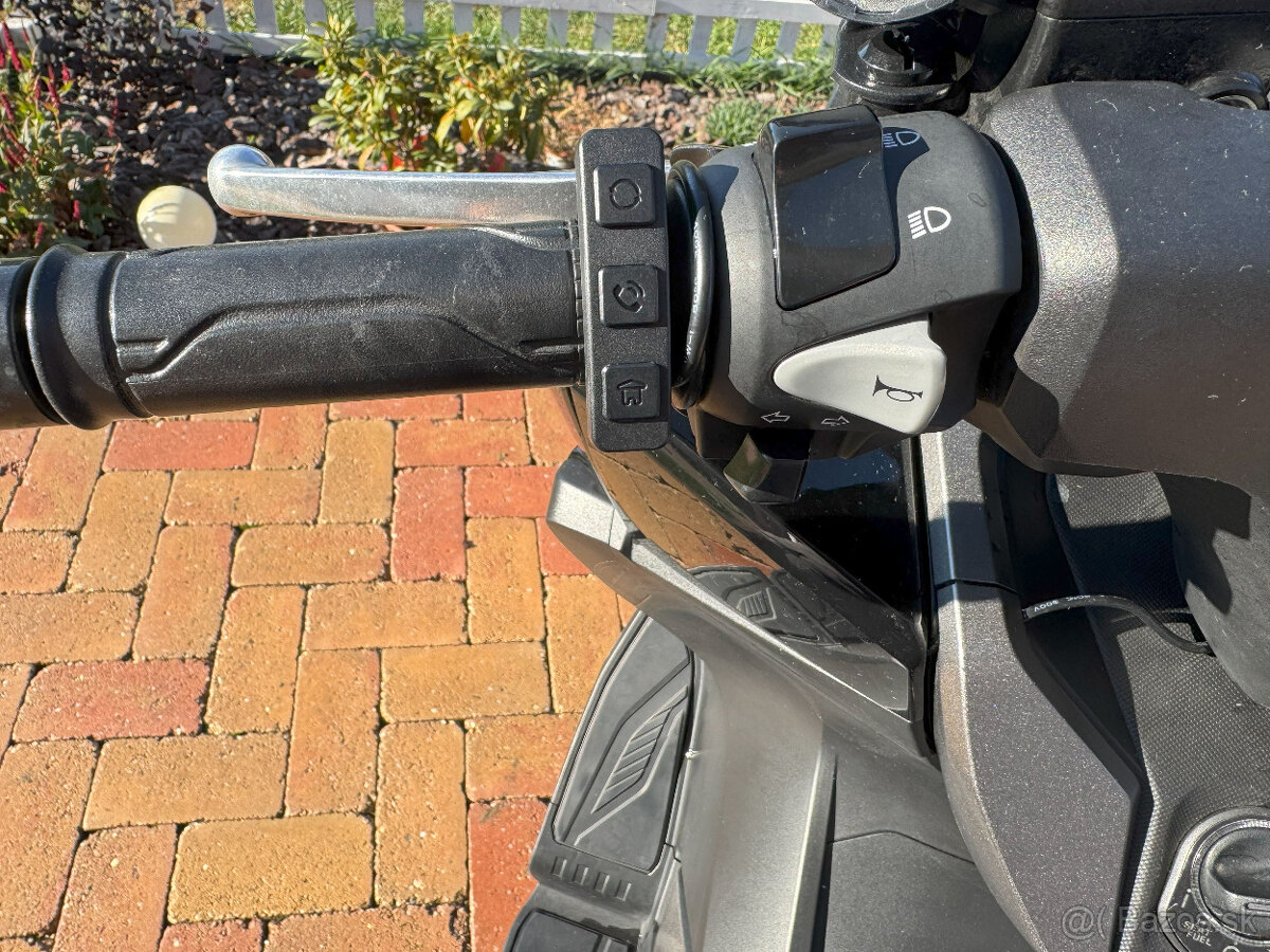 Predám Hondu Forza 125 (2017) v TOP stave - 13