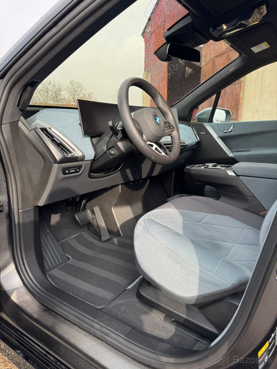 Predam BMW iX50 Xdrive - 13