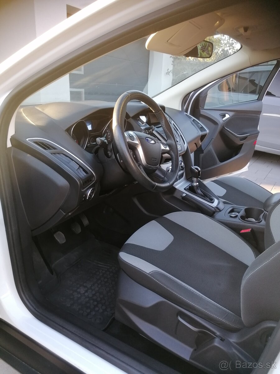 Ford Focus kombi 1,6 tdci - 13