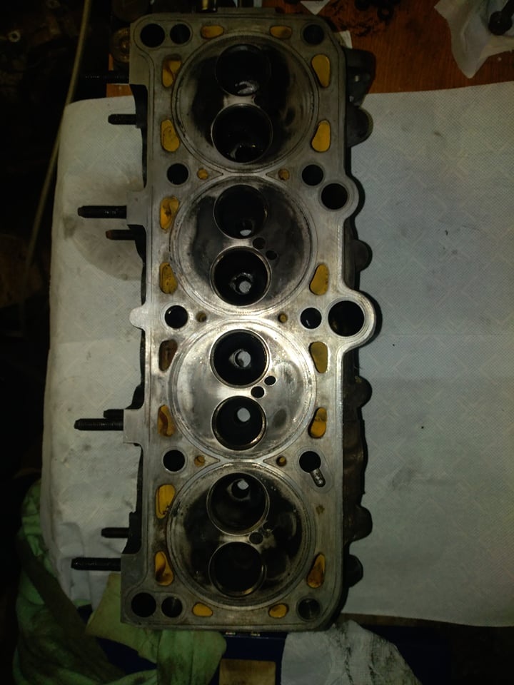 Rozpredám VW Vento 1.9 TDI - 13