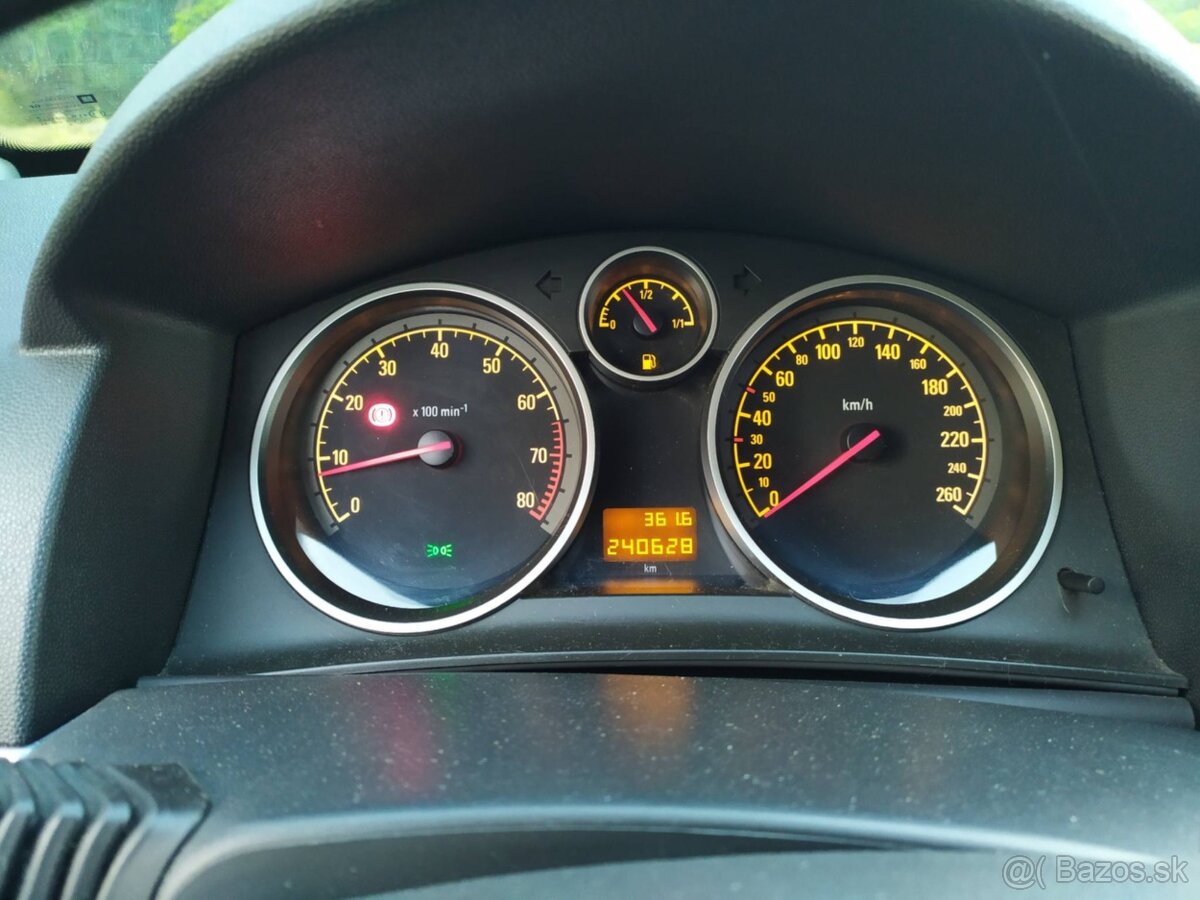 Astra H combi - 13