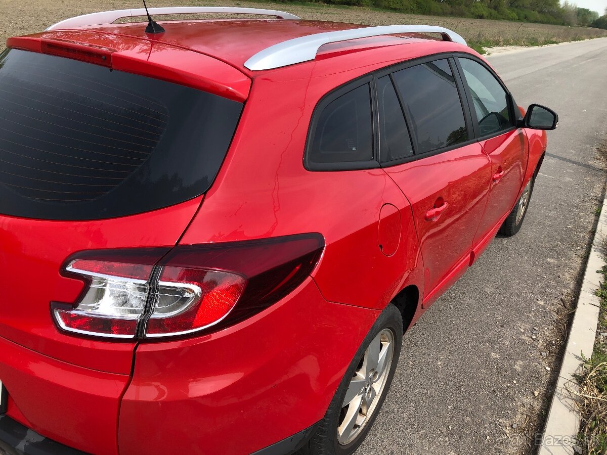 Renault megane combi 2015 - 13