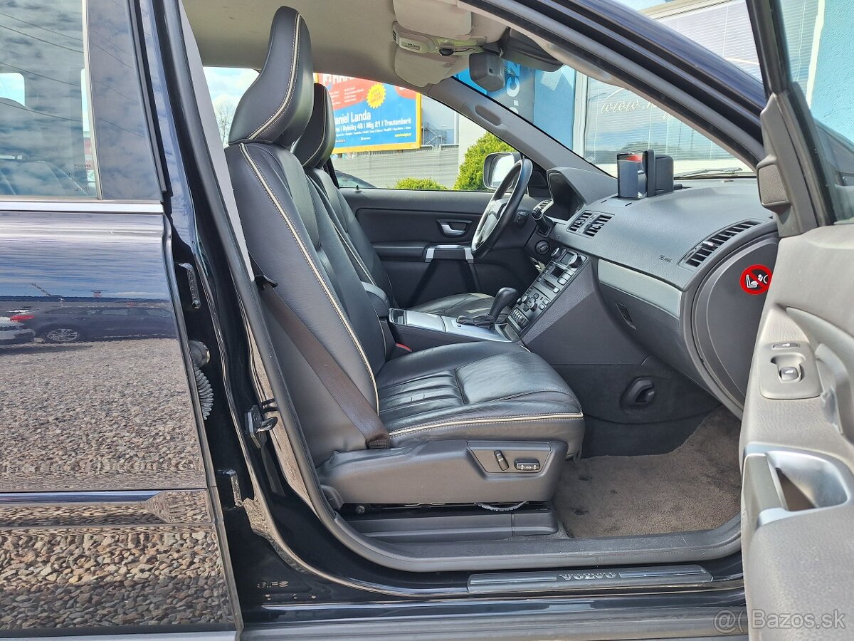 Volvo XC90, D5 EXECUTIVE 7.míst - 13