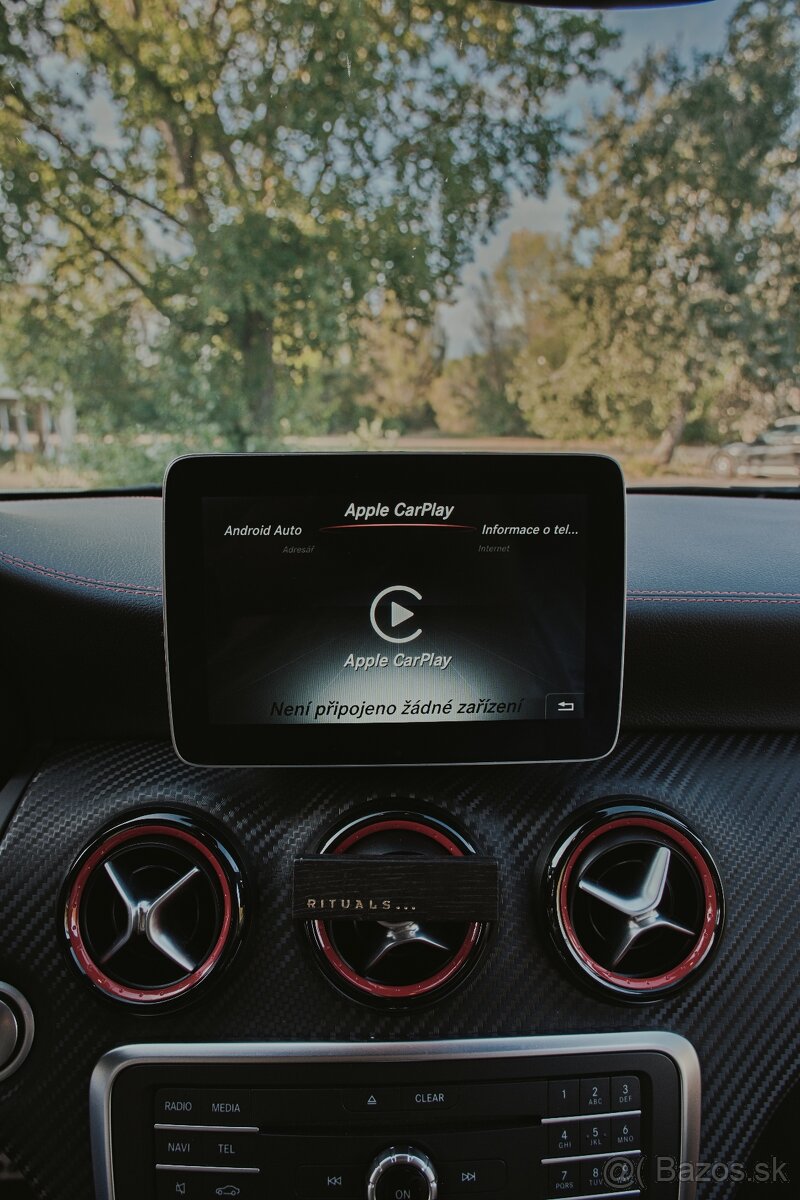 Mercedes a45 amg - 13