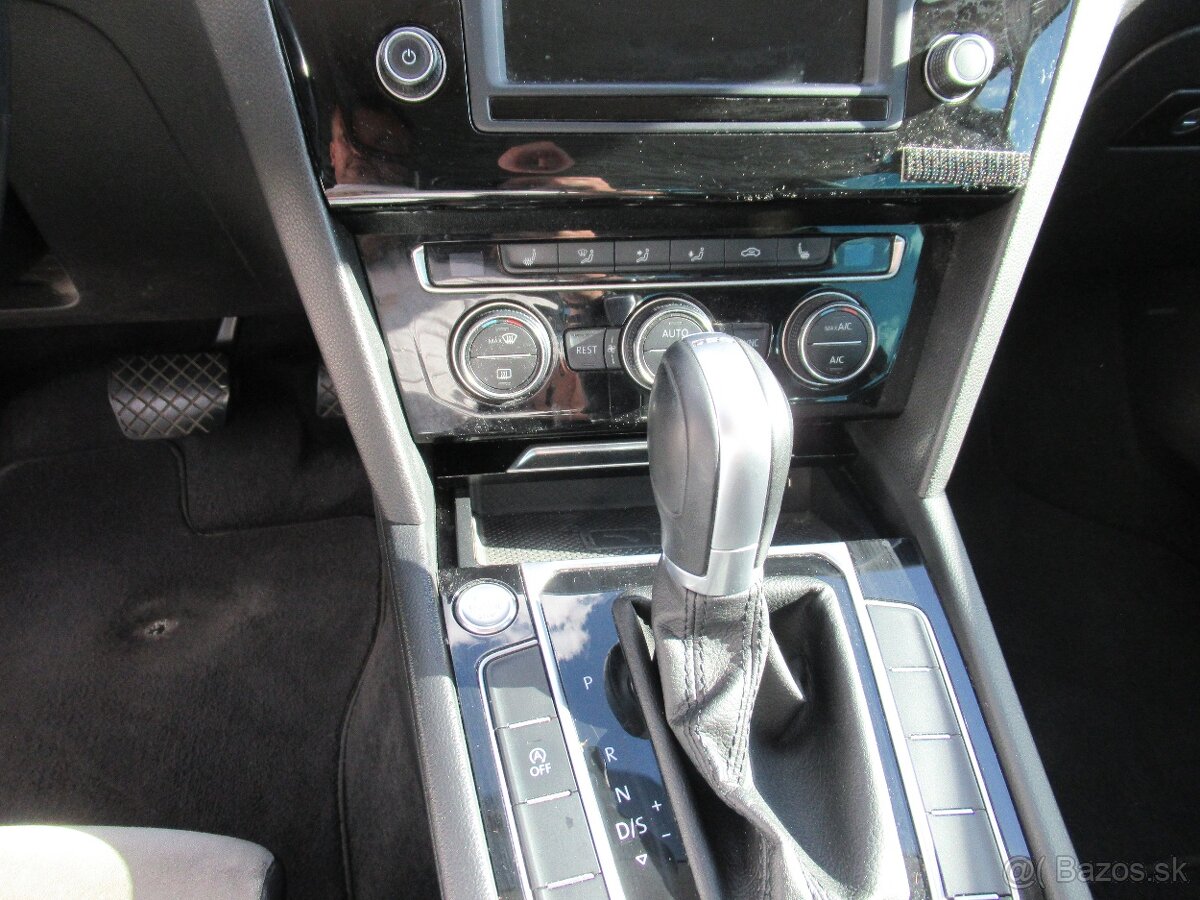 VW Passat 2,0Tdi DSG sedan - 13