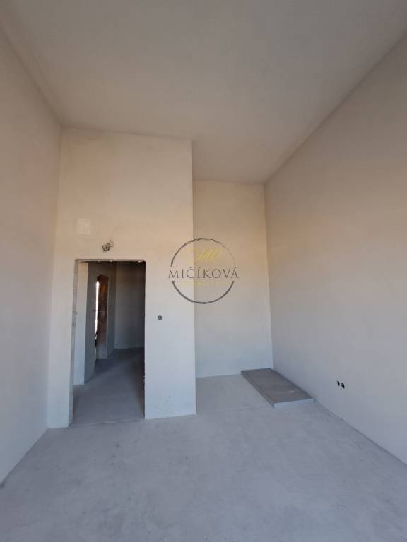 Predáme 2-izb. mezonety v novostavbe, lokalita PANSKÉ POLE, - 13