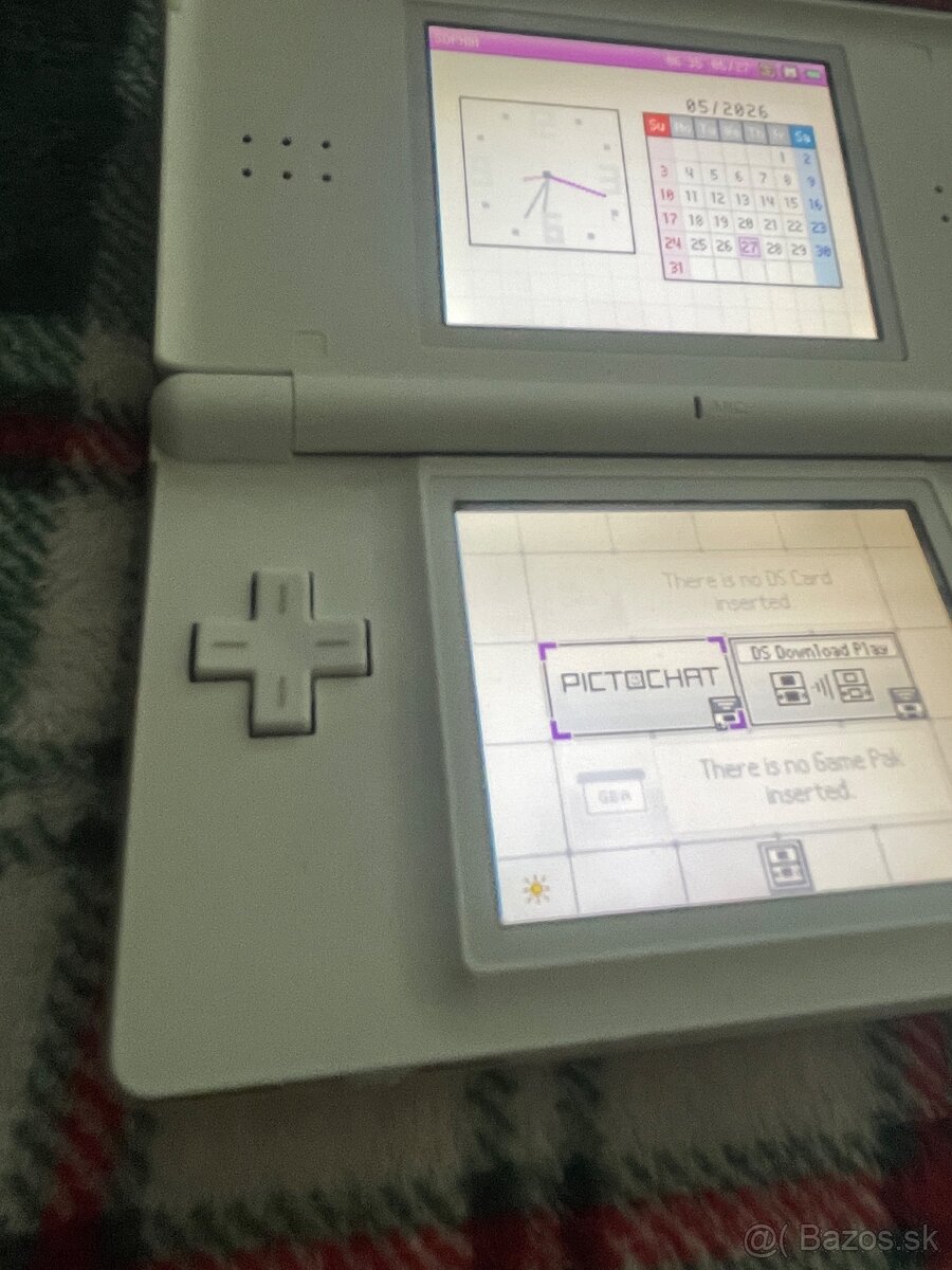Nintendo DS Lite. + 12 hier - 13