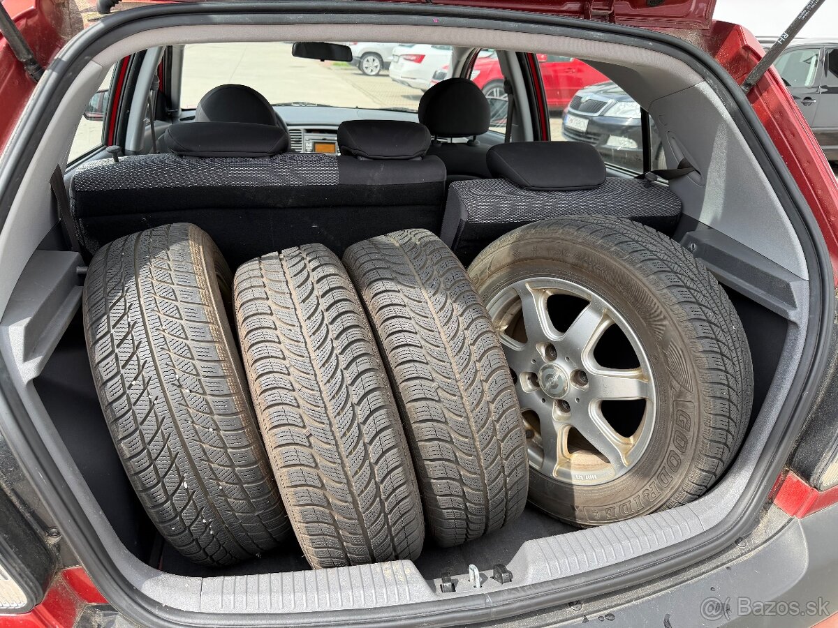 KIA Rio 1,4 16V - 13