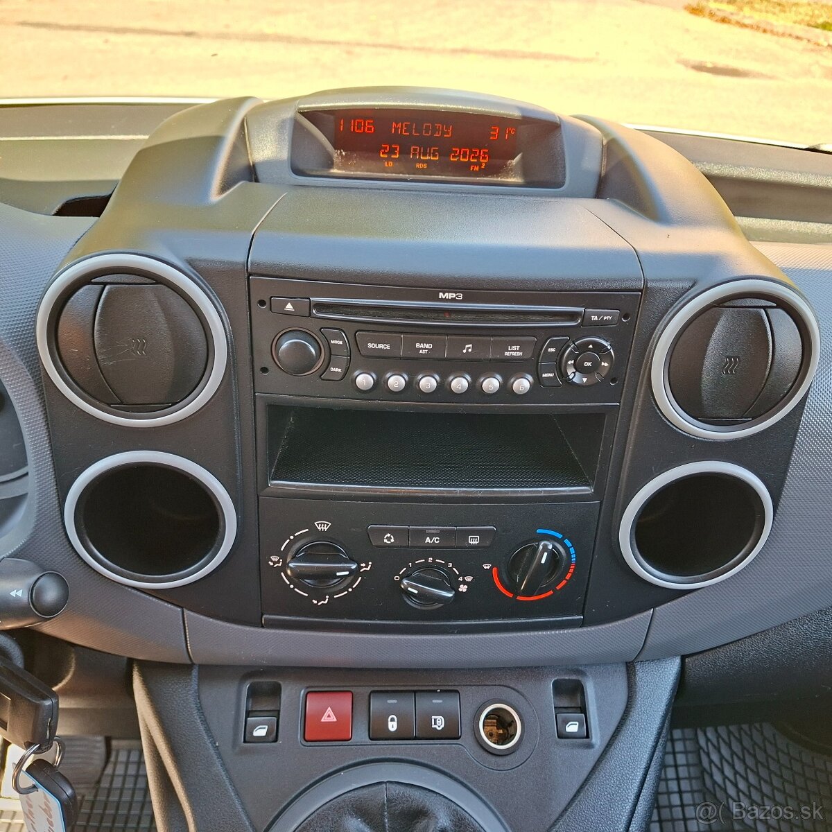 Peugeot Partner L1 1.6 HDi Pack 3 miestne - 13