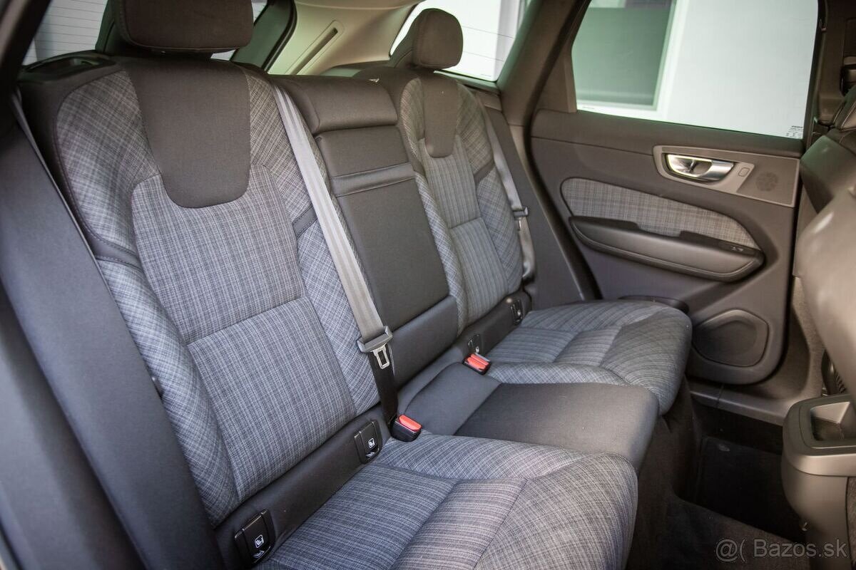Volvo XC60 2.0 B4 mHEV Core, 145kW, 2023 - 13