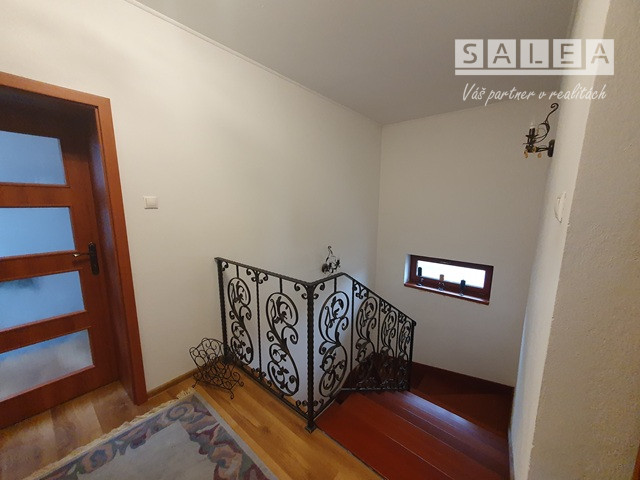 Zaujímavý 4-izbový Rodinný dom (1167m2) Vodárenská Piešťany - 13