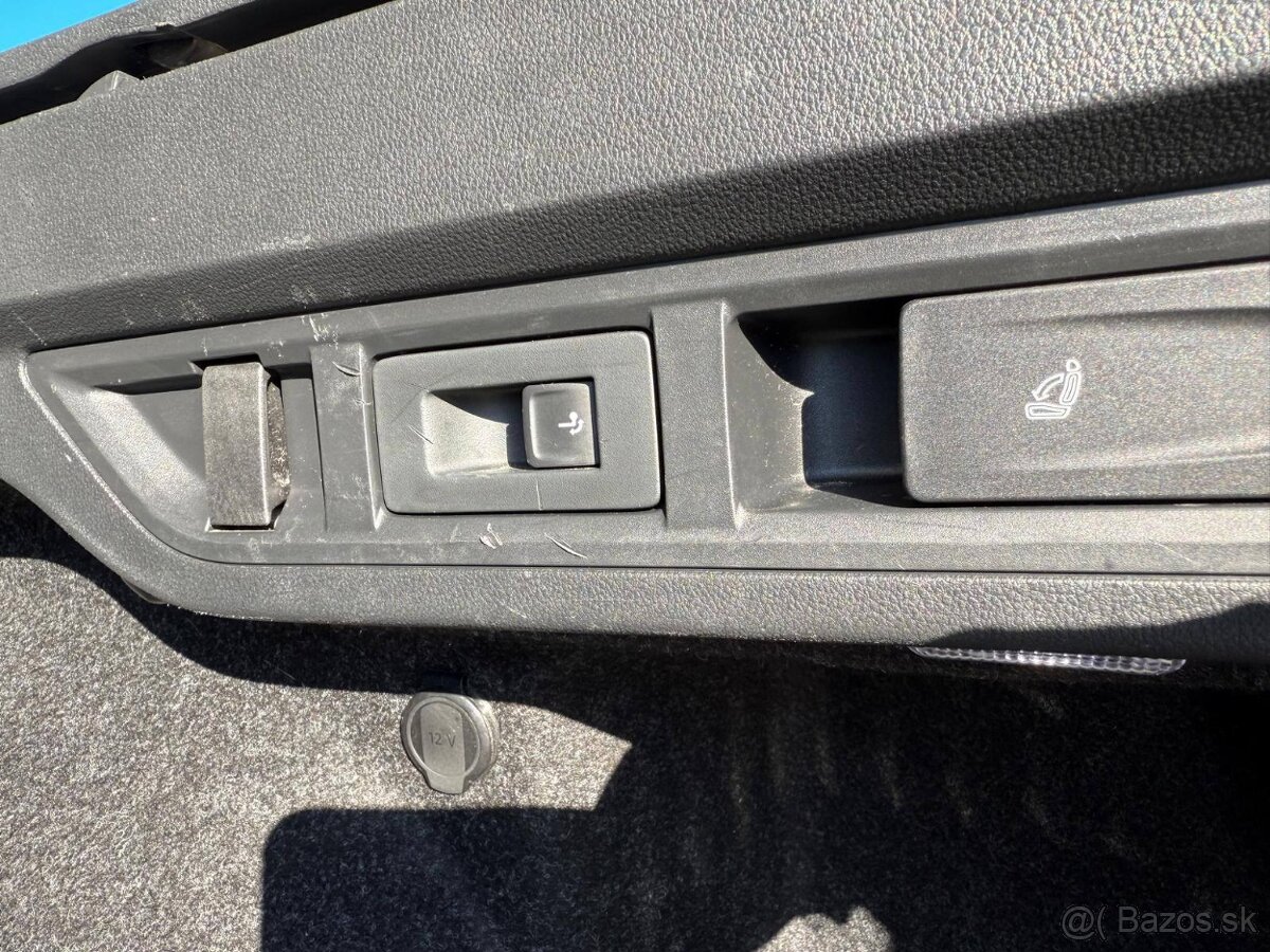 Škoda Octavia Combi 2.0 TDI SCR Style DSG - 13