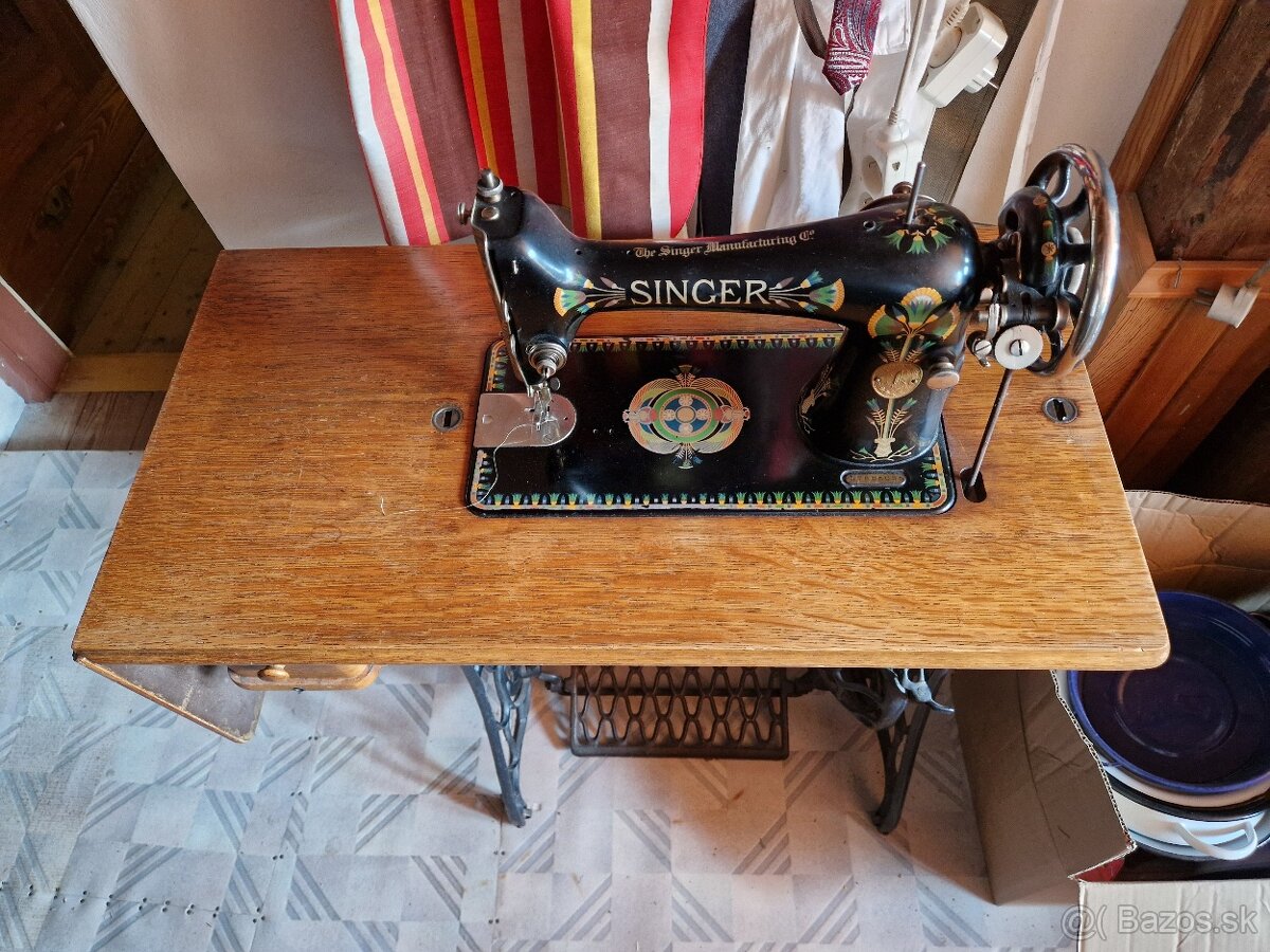 Starožitný šijací stroj Singer 66K, r. 1930 - 13