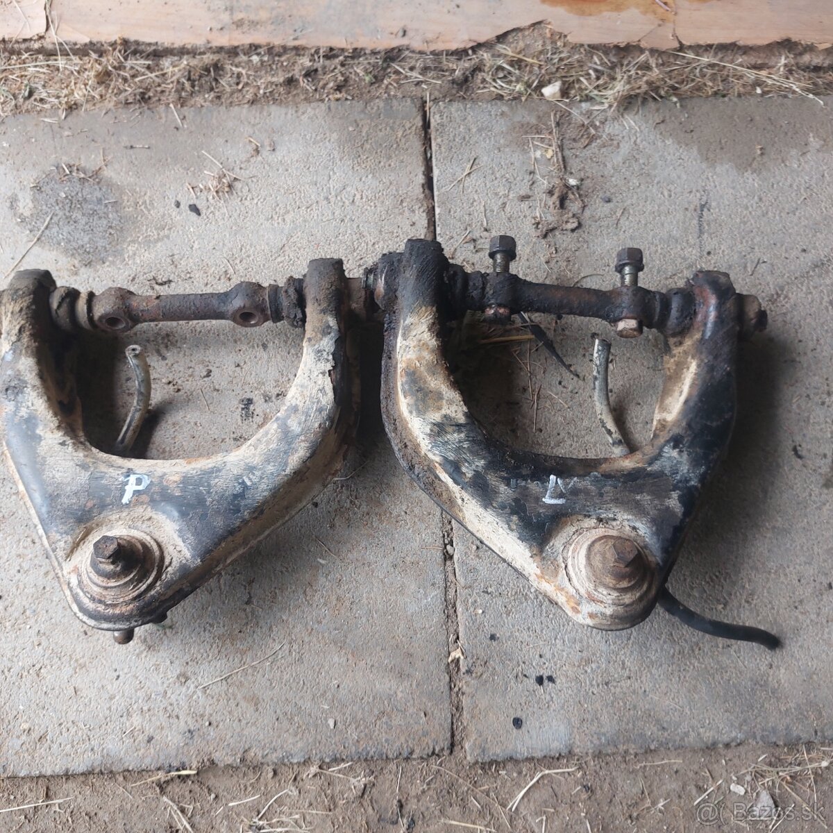 Predné blatníky mitsubishi pajero1 - 13