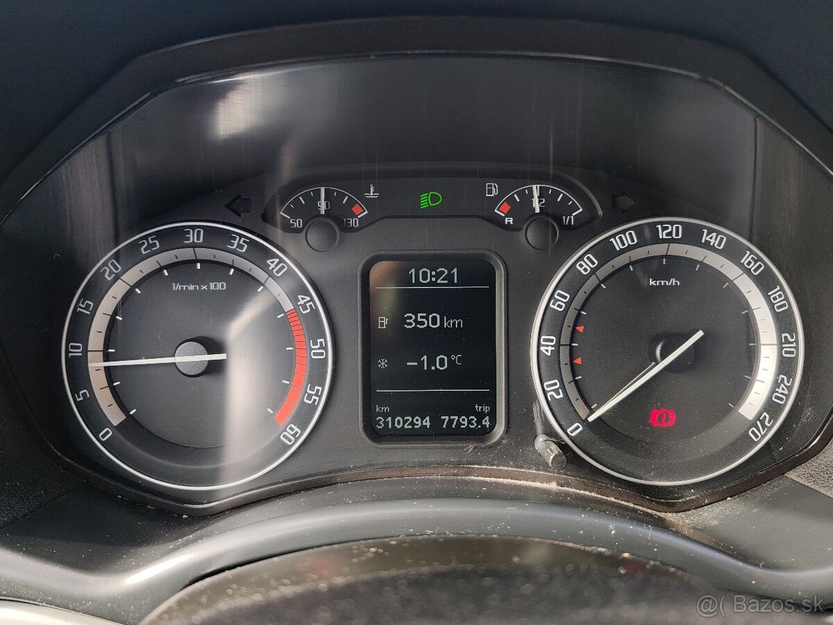 Škoda Octavia 2 RS 2.0 TDI 125KW - 13