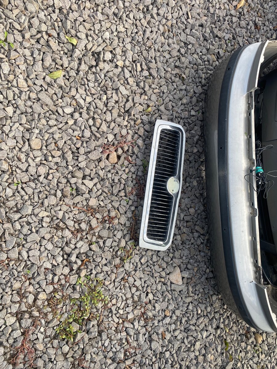 Predám na škoda octavia1 nahradne diely - 13