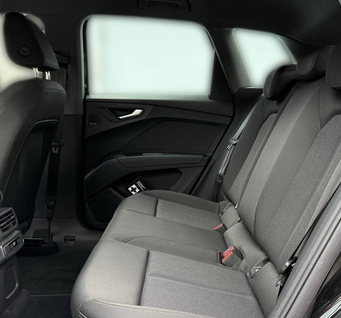 Audi Q4 e-tron 35 - 13