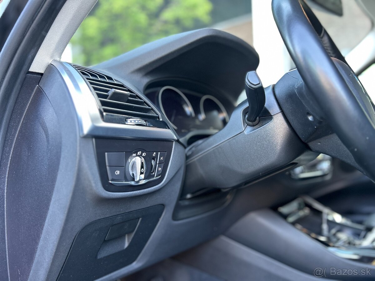 BMW X3 2.0 xDrive 140kW NEHAVAROVANÉ VOZIDLO - 13