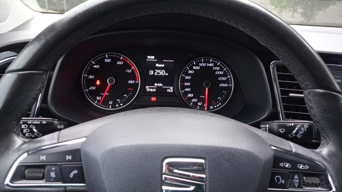 Seat Leon 1,2 TSI ST Reference FR 81kW 5dv. - 13