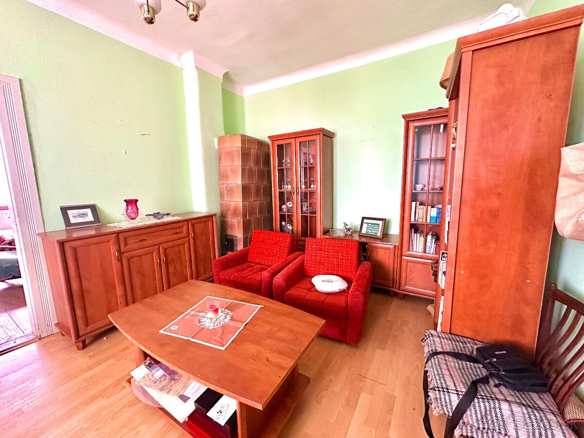 Na predaj dom v obci Harichovce - 13