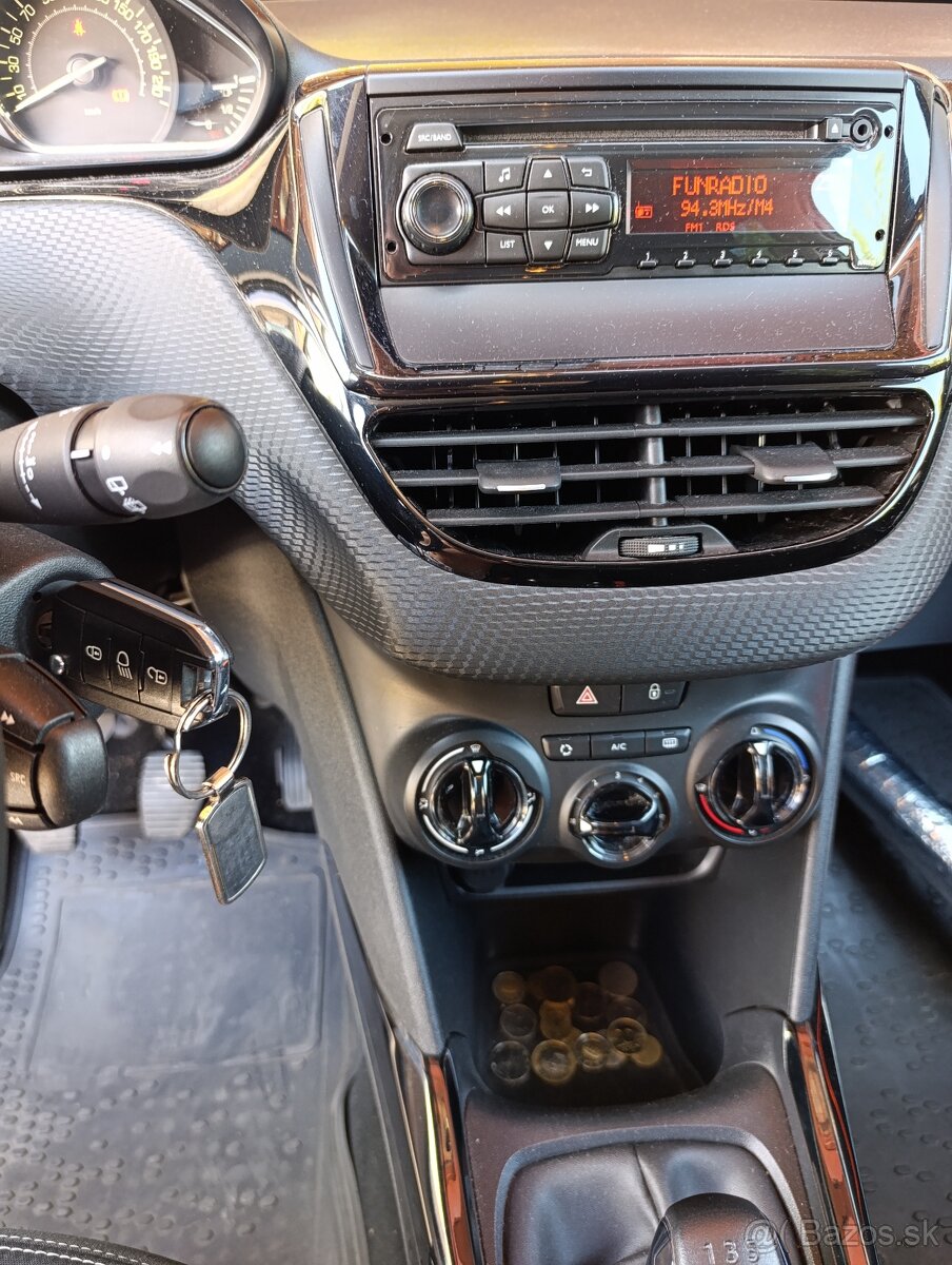 Peugeot 2008 1.2 VTi, 2014 - 13