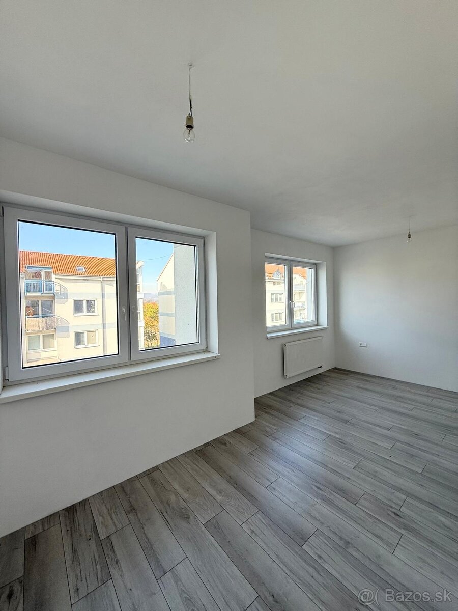 172m2 interiér a exteriér - 13