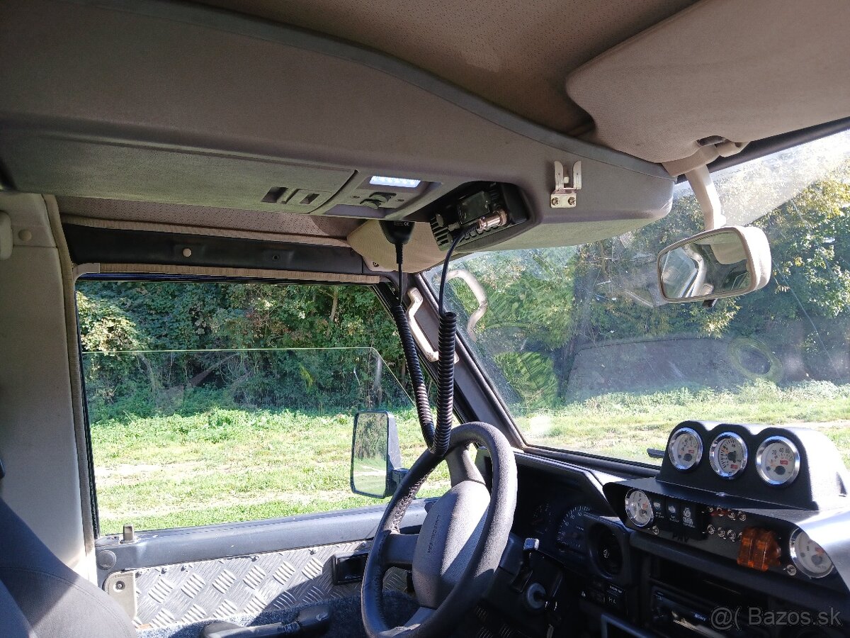 Toyota Land Cruiser LJ73, 4,2D - 13