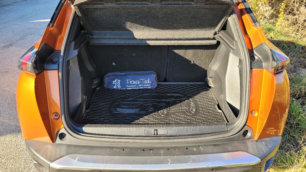 Peugeot 2008 1,5 BlueHDI - 13