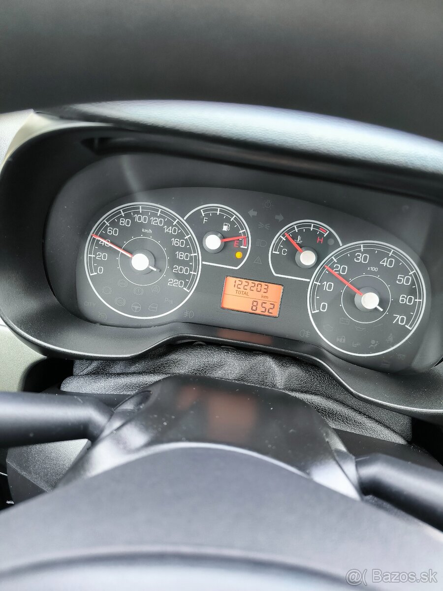 Fiat Punto 1.25 48KW 2008 - 13