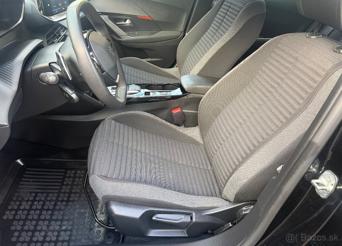 Peugeot 2008 1.2 130 Active Pack - AUTOMAT - 13