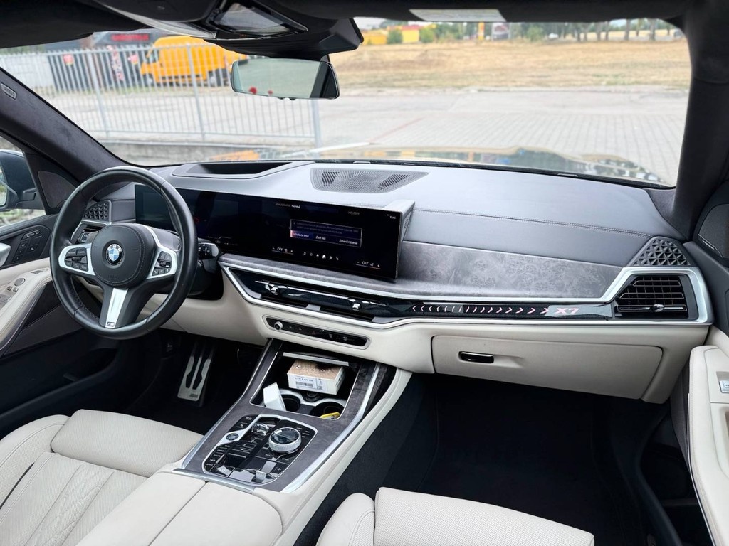 BMW X7 xDrive 40d M Sport / PANO / 7 MIEST - 13